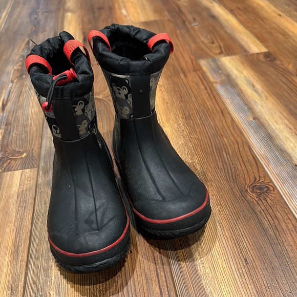 Kids Waterproof Boots - Black and Red - Picture 4 of 6